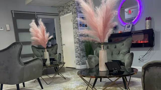 Shear Envy Beauty + Extensions