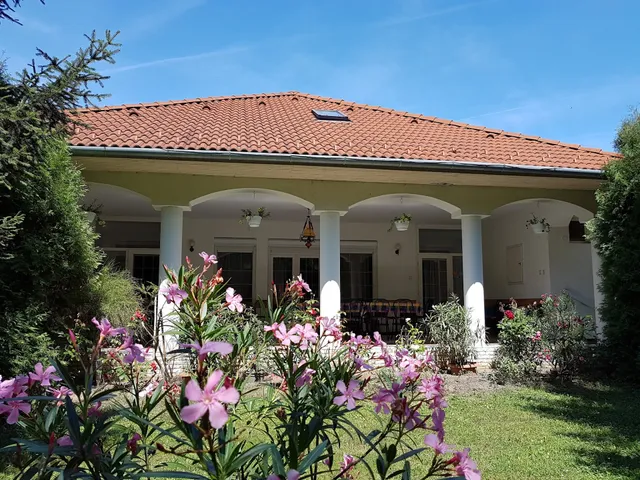 Fertődi Mansion Guest House