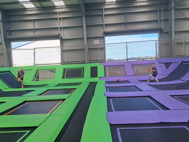 Jump n Fun - Laser Tag, Mini Golf & Jump Park