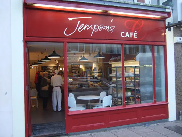 Jempson's Cafe'