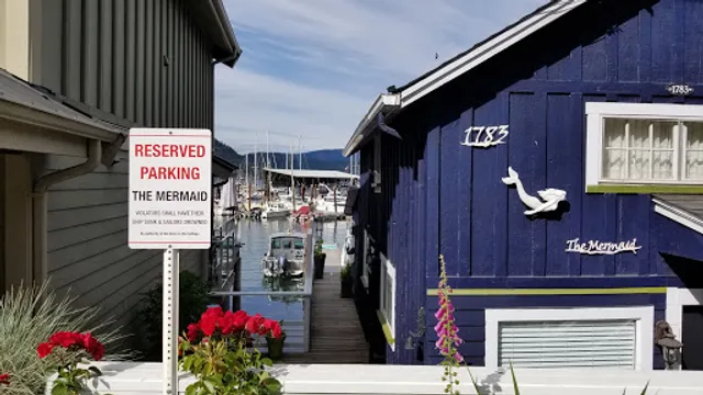 Cow Bay Marine Pub Inc