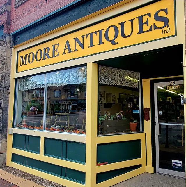 Moore Antiques, LTD