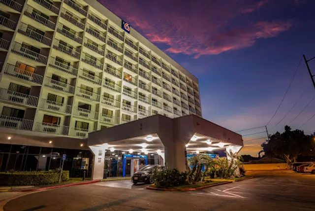 Motel 6 Los Angeles, CA - Los Angeles - LAX