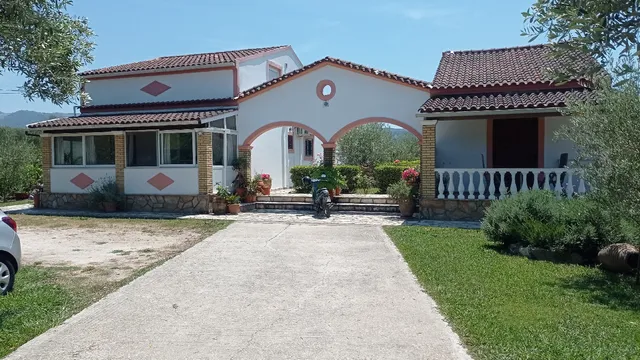 Villa Yannis