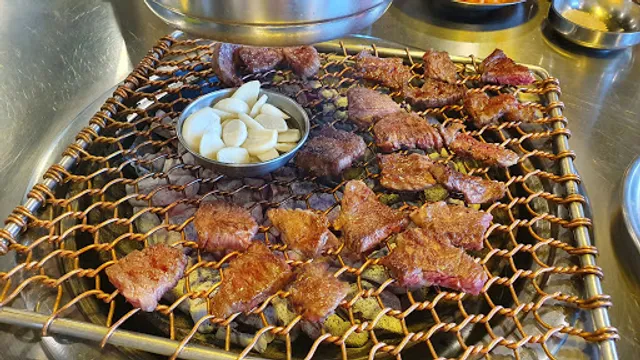 장위동유성등심집중문점