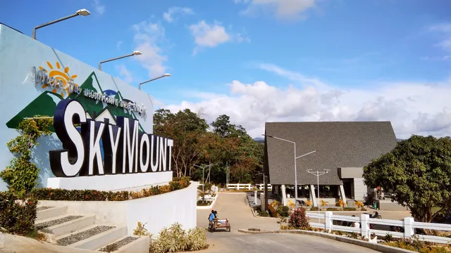 SkyMount Resort
