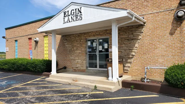 Pros And Joes , Bowling Pro Shop