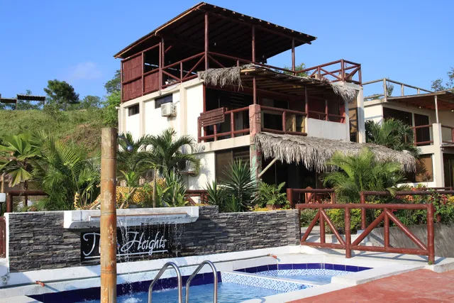 The Heights in Montañita