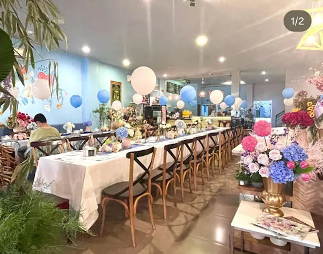 The Magnolia Floral Cafe