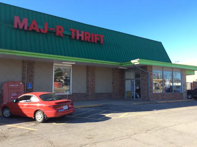 MAJ-R Thrift & Discount