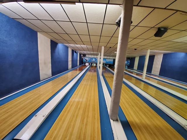 Sherwood Lanes