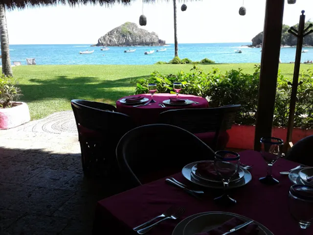 Playa Rosa Beach Club