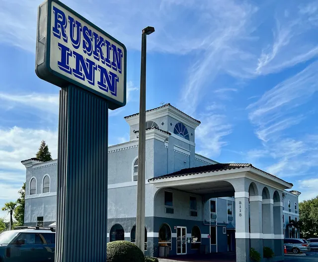 Ruskin Inn Tampa - Sun City Center