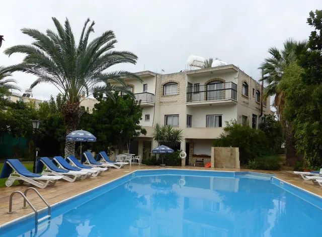 Odysseas & Eleni Hotel Apartments
