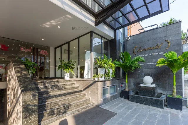 CityHouse - Emerald Apartment