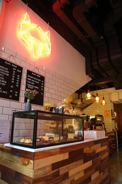 Black Sugar Coffee & Lifestyle (何文田店)