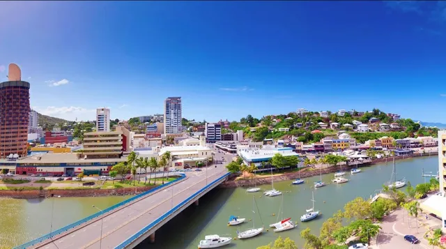 Oaks Townsville Gateway Suites