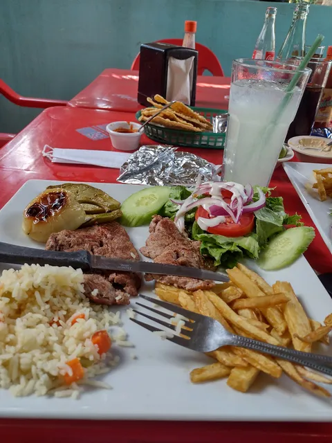 El Barco Restaurante