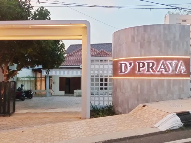 RedDoorz @ Hotel D'Praya Pati