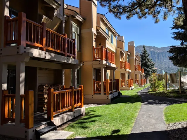 Mammoth Creek Condominiums