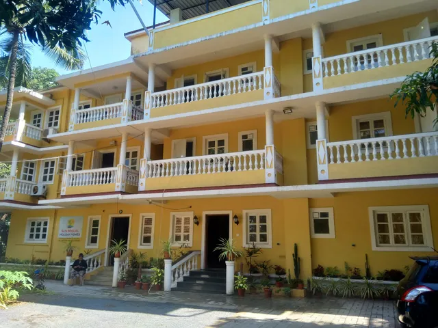 San Miguel Holiday Homes (free wifi & parking)