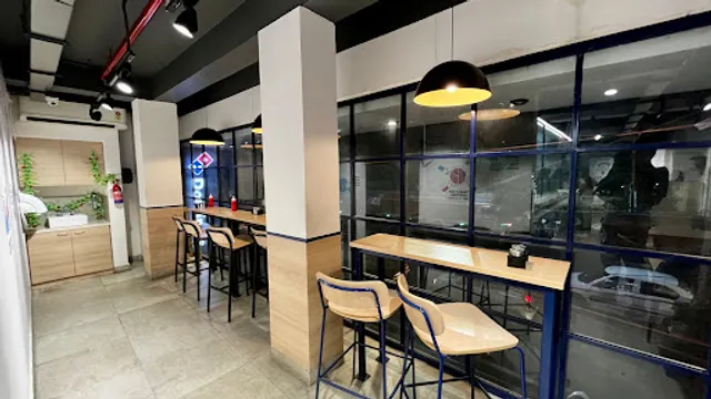 Domino's Pizza | Parganas, Kolkata