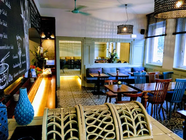 Thanh Vietnamese Home Kitchen