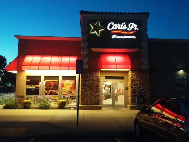 Carl’s Jr.