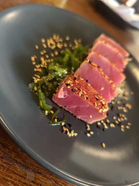 SUNSHINE Sushi & Café