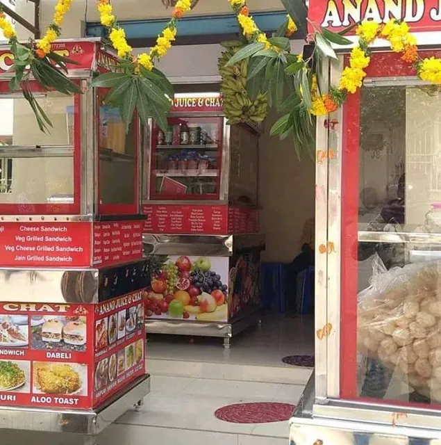 Anand juice and chat
