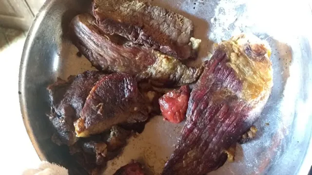 Churrascaria e Restaurante 100% Quinzão