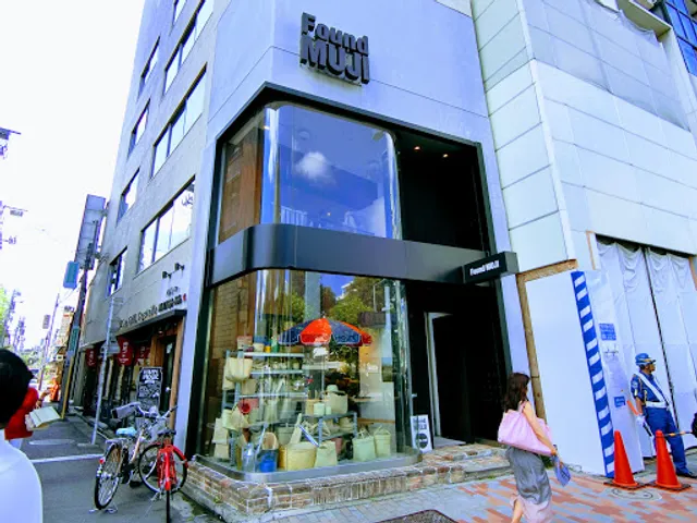 Ｆｏｕｎｄ ＭＵＪＩ 青山