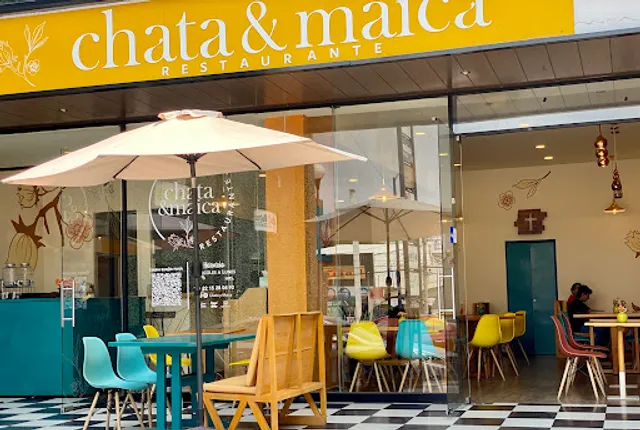 Chata y Maica, Restaurante