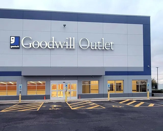 Romeoville Goodwill Outlet
