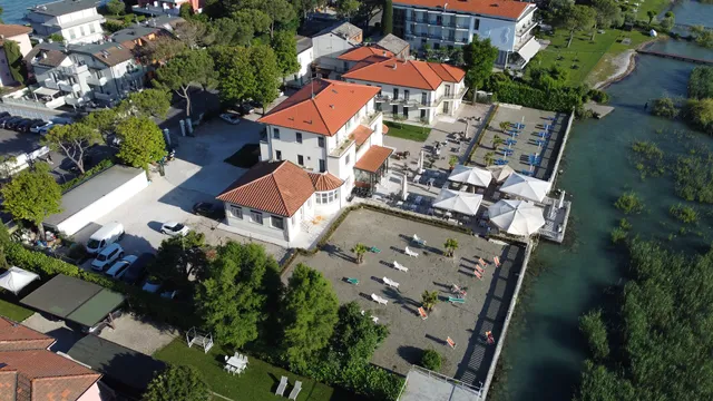 VILLA TRIESTE HOTEL RISTORANTE E PIZZERIA