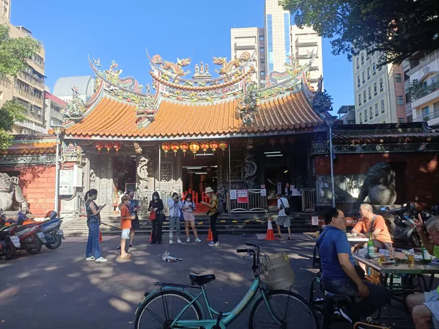 Cisheng Temple