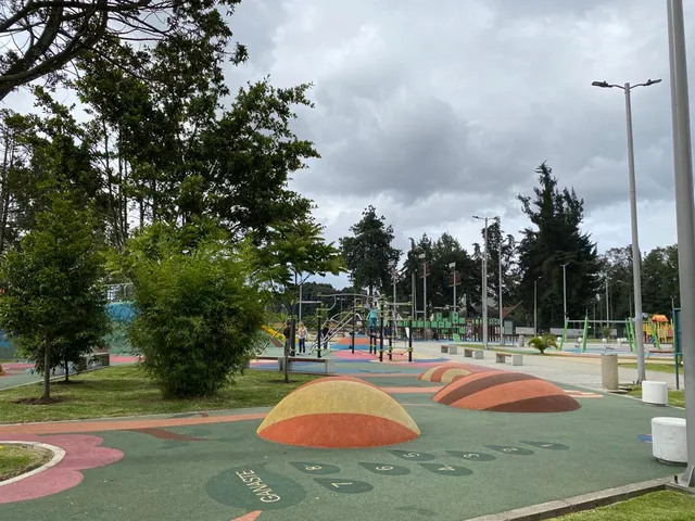 Niños y las Niñas Park
