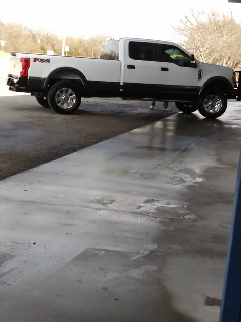 Phil's Collision Repair