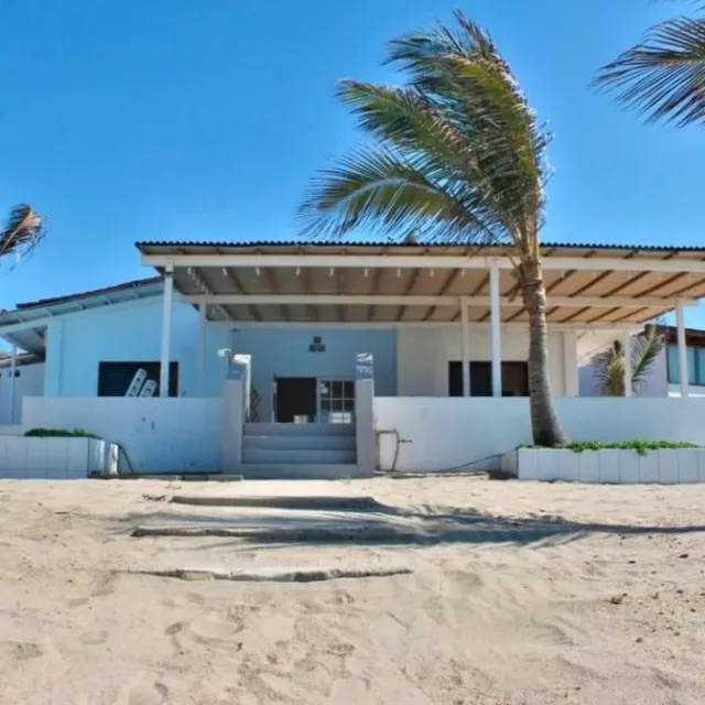 Las Fragatas de Punta Mero