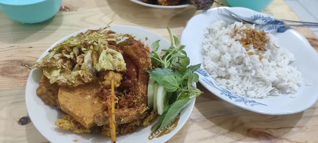 Pecel Lele Lamongan Cak Man