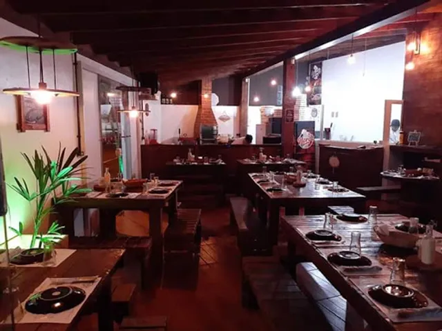 Pizzaria e hamburgeria Família Neres