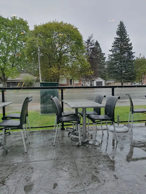 St. Louis Bar & Grill