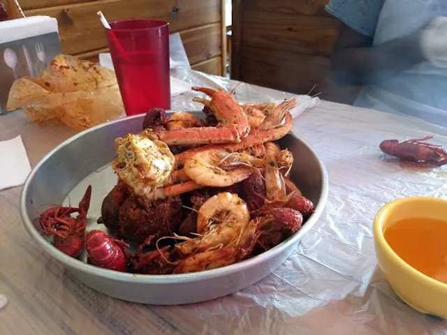 CAJUN CRAB PUB & GRILL