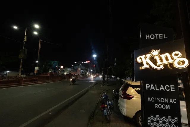 HOTEL KING PALACE