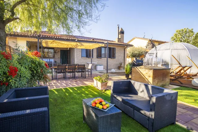 Villa Patty Assisi con SPA e Piscina