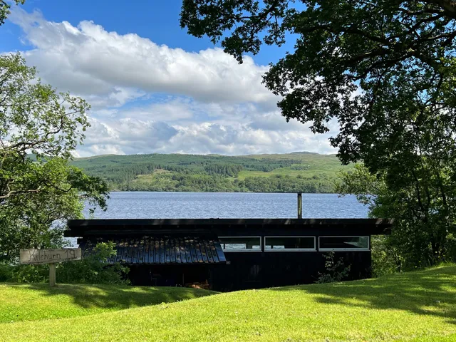 Kilchurn Lochside Cabin