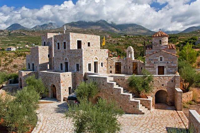 TZOKEIKA Traditional Settlement