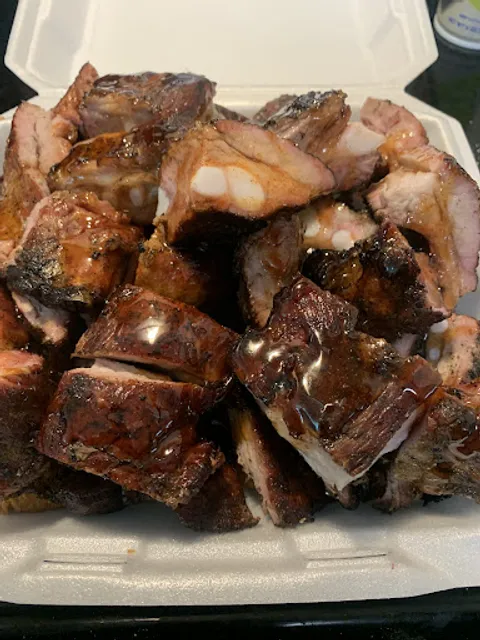 Lee’s All In One BBQ