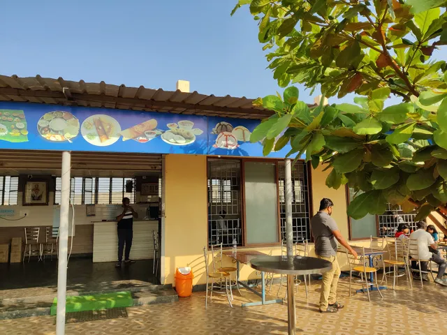 Shiva HOTEL & Pure Veg