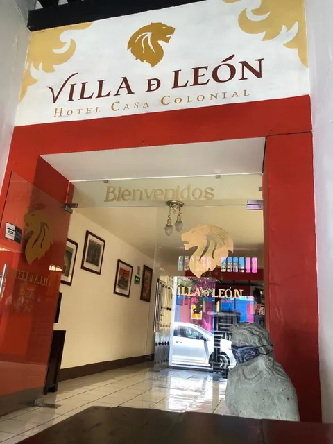Hotel Villa de León